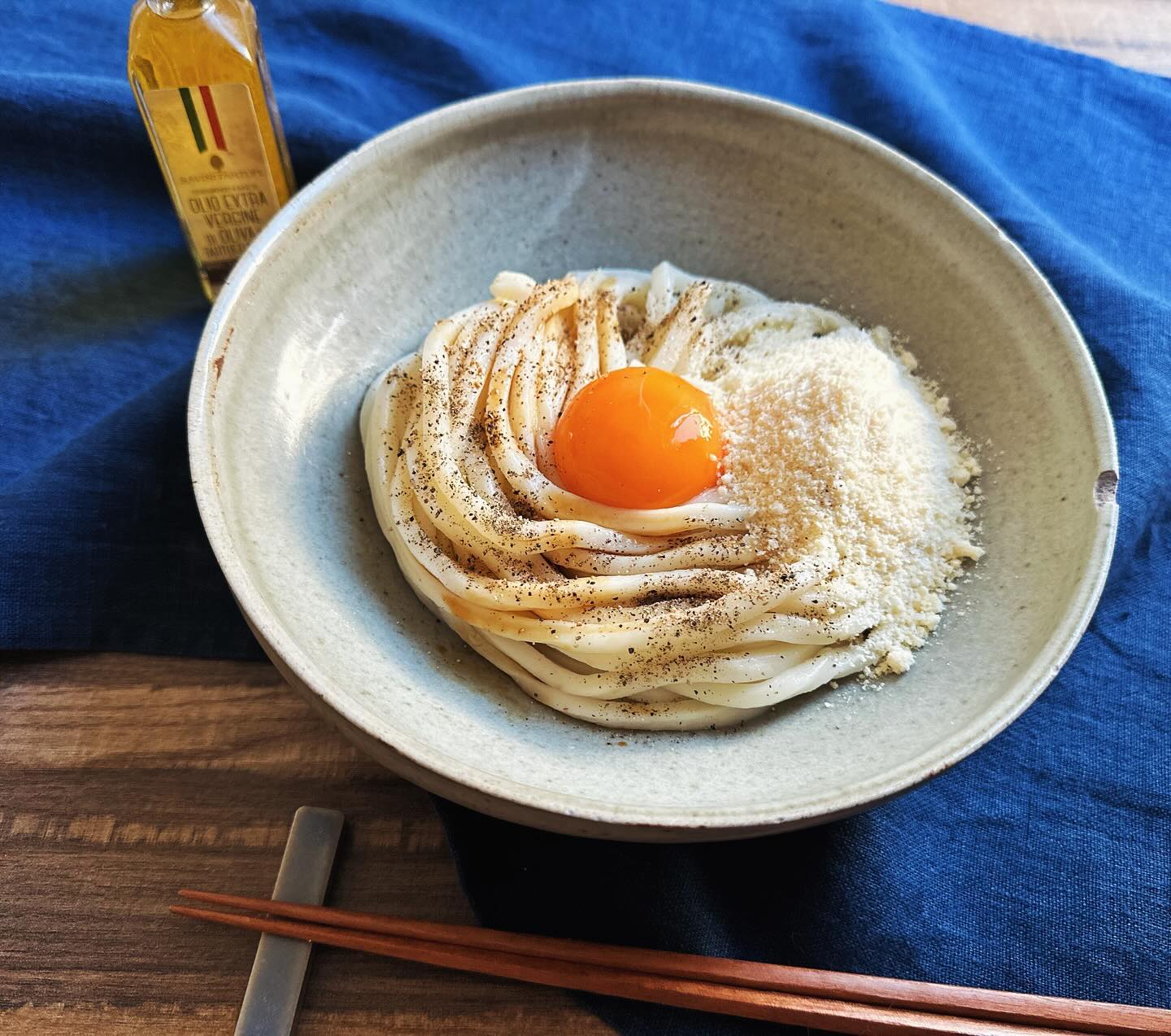 トリュフ香るカルボナーラうどん | Savini Tartufi サヴィーニ